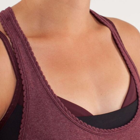 lululemon 105 F Singlet Bordeaux Drama size 4 - Picture 7 of 8